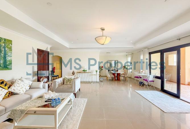 963437 - Property Main Image