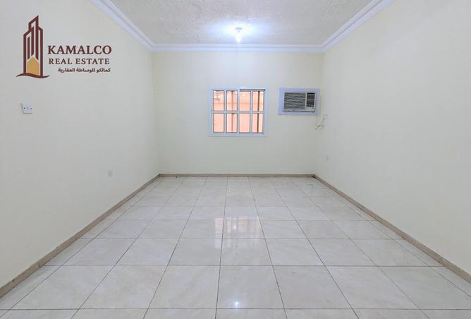 941827 - Property Main Image