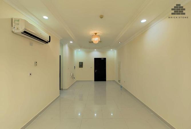 984287 - Property Image 3