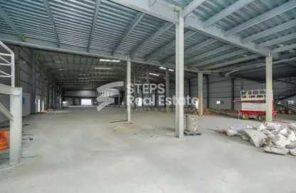 Warehouse - Studio for rent in Industrial Area 1 - Industrial Area - Doha
