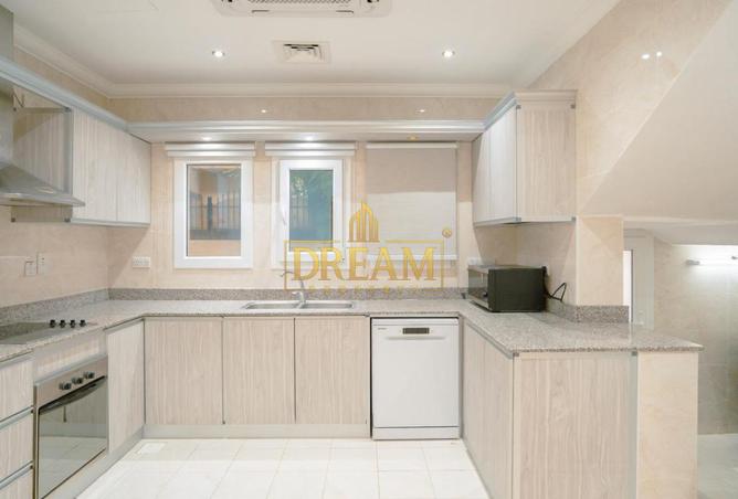 997238 - Property Image 3