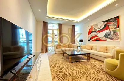 Apartment - 2 Bedrooms - 3 Bathrooms for rent in The Garden - Floresta Gardens - The Pearl Island - Doha Apartment - 2 Bedrooms - 3 Bathrooms for rent in The Garden - Floresta Gardens - The Pearl Island - Doha