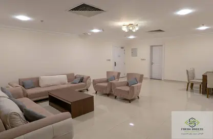 Apartment - 3 Bedrooms - 3 Bathrooms for rent in Al Zubair Street - Fereej Abdul Aziz - Doha