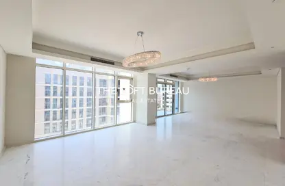 Duplex - 4 Bedrooms - 6 Bathrooms for sale in Gewan Island - The Pearl Island - Doha