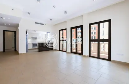 Empty Room image for: Apartment - 3 Bedrooms - 4 Bathrooms for sale in Mercato - Qanat Quartier - The Pearl Island - Doha, Image 1