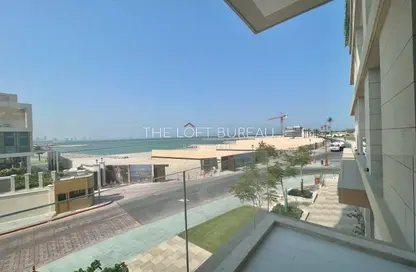 Apartment - 1 Bedroom - 2 Bathrooms for sale in Gewan Island - The Pearl Island - Doha