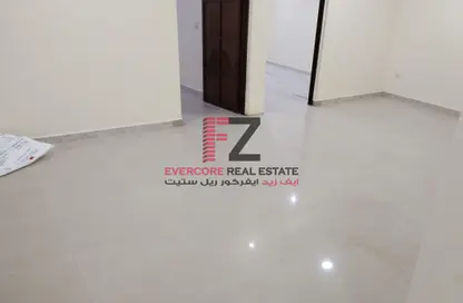 Empty Room image for: Apartment - 2 Bedrooms - 2 Bathrooms for rent in Thabit Bin Zaid Street - Al Mansoura - Doha, Image 1