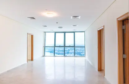 Apartment - 2 Bedrooms - 2 Bathrooms for rent in Zig Zag Tower B - Zig Zag Towers - West Bay - Doha