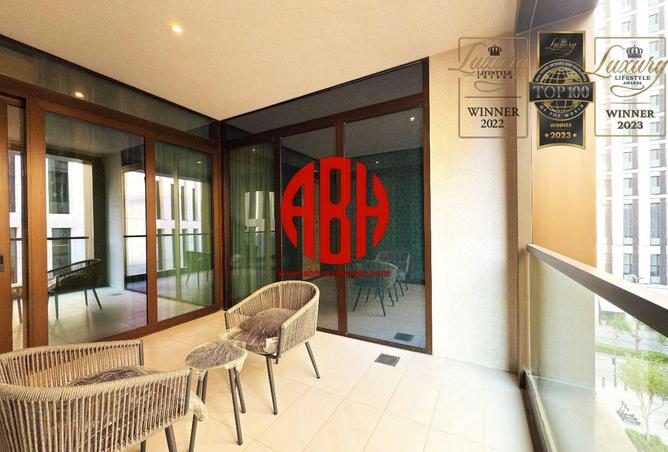 989758 - Property Image 3