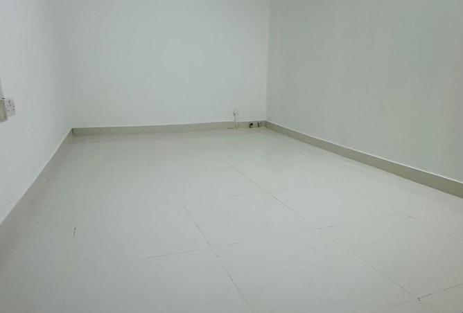 980812 - Property Image 3