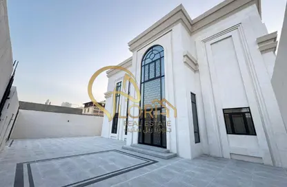 Villa - 7+ Bedrooms - 7+ Bathrooms for sale in Onaiza Street - Diplomatic Area - Doha