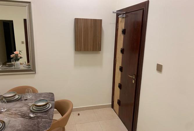 933408 - Property Image 3