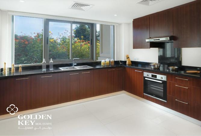 762205 - Property Image 3