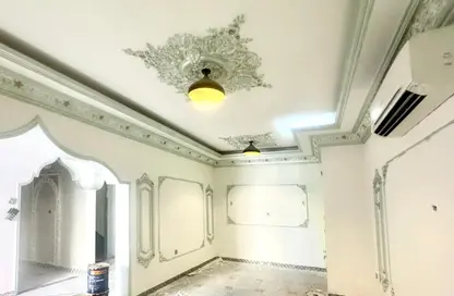 مجمع سكني - 5 غرف نوم - 4 حمامات للايجار في وادي المرخ - مريخ - المريخ - الدوحة