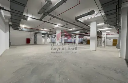 Warehouse - Studio - 7+ Bathrooms for rent in Birkat Al Awamer - Al Wakra