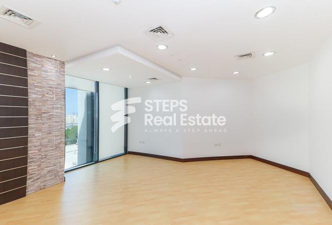 Office Space - Studio - 2 Bathrooms for rent in Financial Square - C-Ring - Doha