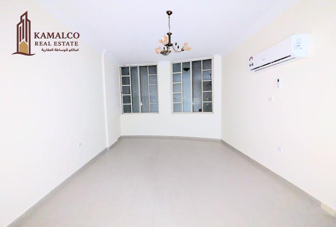 940281 - Property Image 3