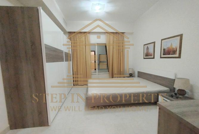 963429 - Property Image 3