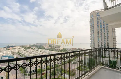 Apartment - 2 Bedrooms - 3 Bathrooms for sale in Floresta Gardens - Floresta Gardens - The Pearl Island - Doha