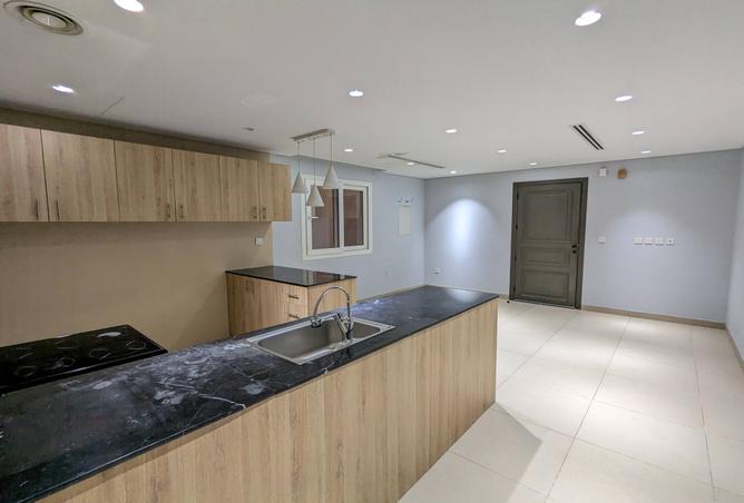 943802 - Property Image 2