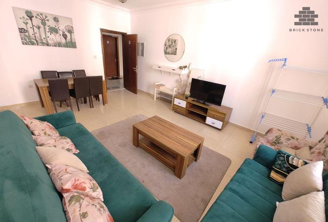 998235 - Property Image 3