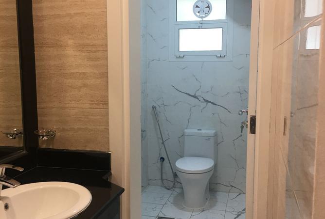 984613 - Property Image 2