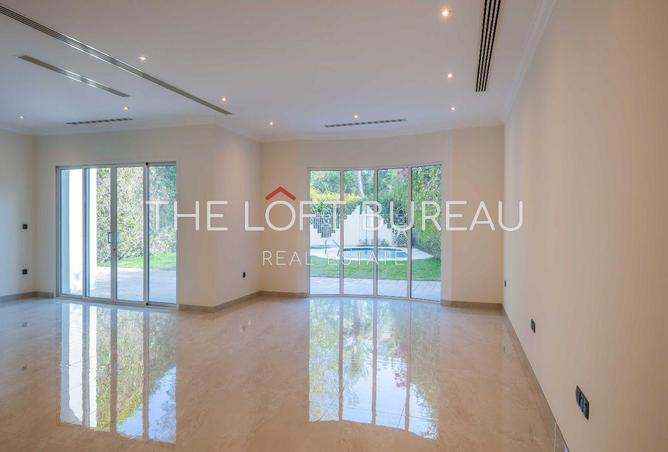 903247 - Property Image 3