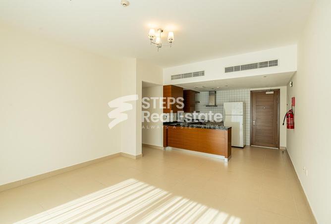 925572 - Property Image 2