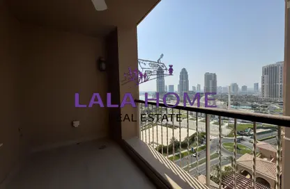 Apartment - 2 Bedrooms - 3 Bathrooms for sale in West Porto Drive - Porto Arabia - The Pearl Island - Doha