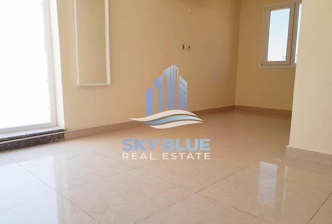 717851 - Property Image 3