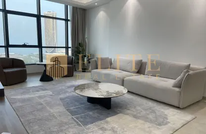 Apartment - 2 Bedrooms - 3 Bathrooms for rent in Burj Al Marina - Marina District - Lusail
