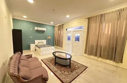Apartment - Studio - 1 Bathroom for rent in Al Najda Street - Madinat Khalifa North - Madinat Khalifa - Doha