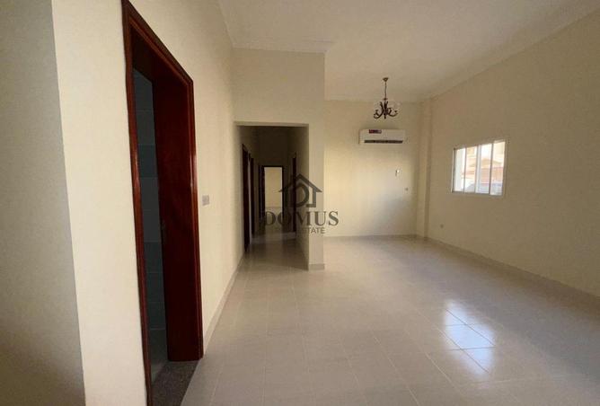 1000749 - Property Image 2