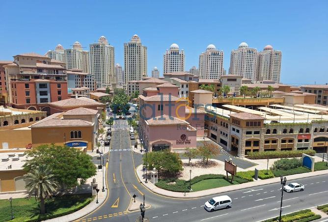 989643 - Property Image 2