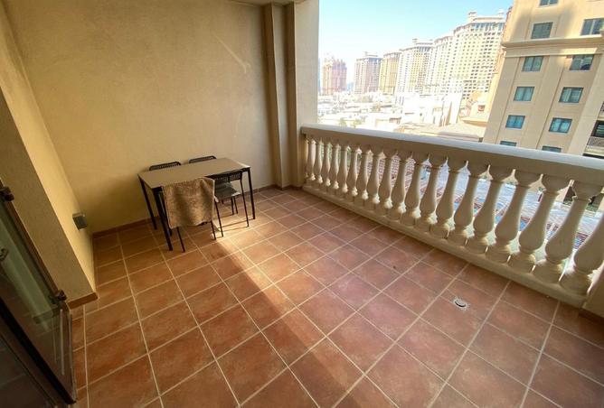 951249 - Property Image 2