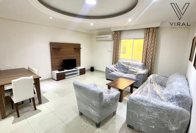 967422 - Property Image 3