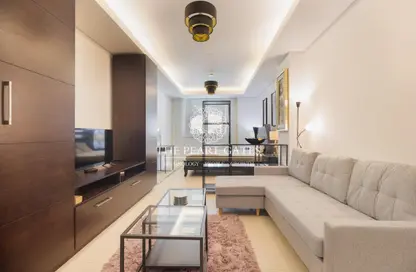 Apartment - Studio - 1 Bathroom for rent in Viva West - Viva Bahriyah - The Pearl Island - Doha