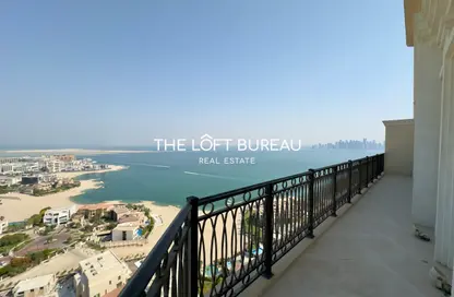 Penthouse - 3 Bedrooms - 4 Bathrooms for rent in Floresta Gardens - Floresta Gardens - The Pearl Island - Doha