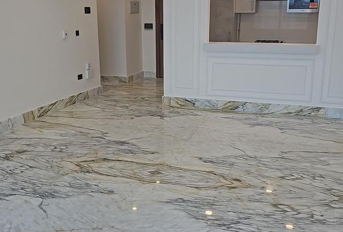 978223 - Property Image 2