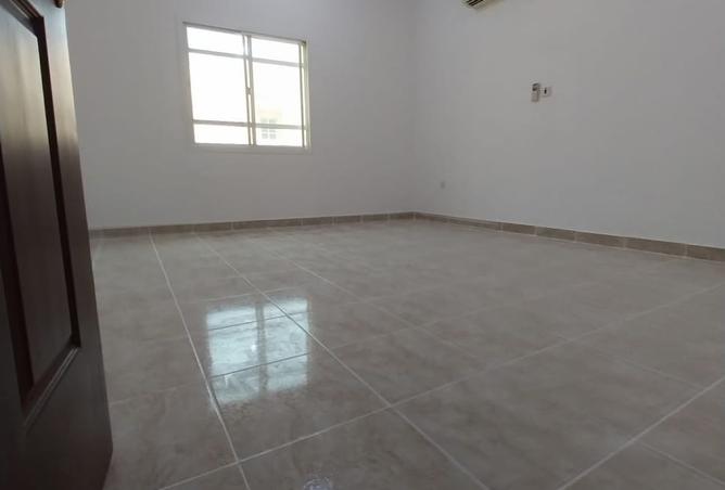 968801 - Property Image 2