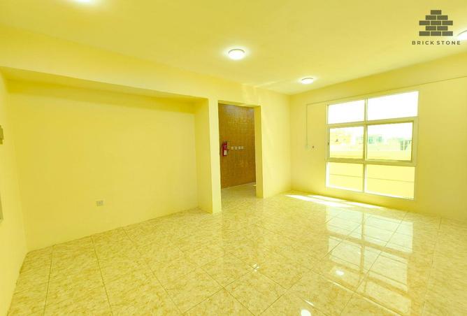 951638 - Property Image 2