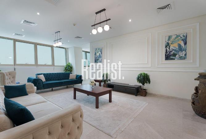 982629 - Property Image 2