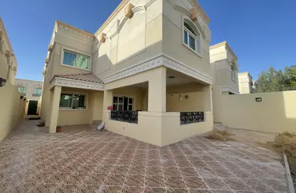 Outdoor House image for: Compound - 4 Bedrooms - 4 Bathrooms for rent in Madinat Khalifa South - Madinat Khalifa - Doha, Image 1