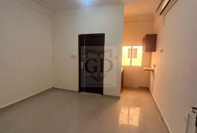 974789 - Property Main Image