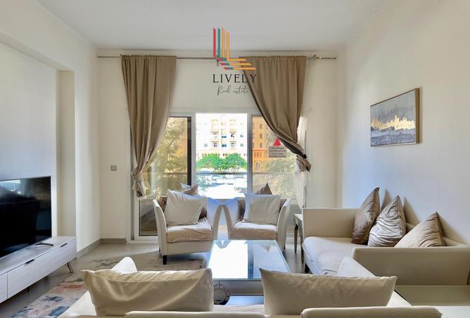 994398 - Property Image 2