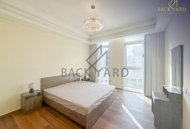 892633 - Property Image 2