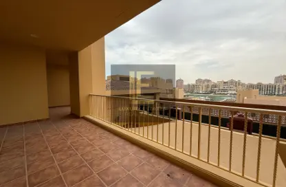 Apartment - 2 Bedrooms - 3 Bathrooms for rent in West Porto Drive - Porto Arabia - The Pearl Island - Doha