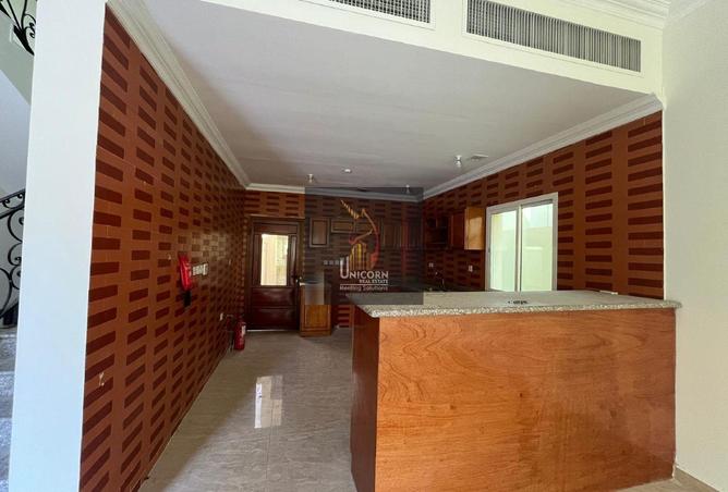 965115 - Property Image 3