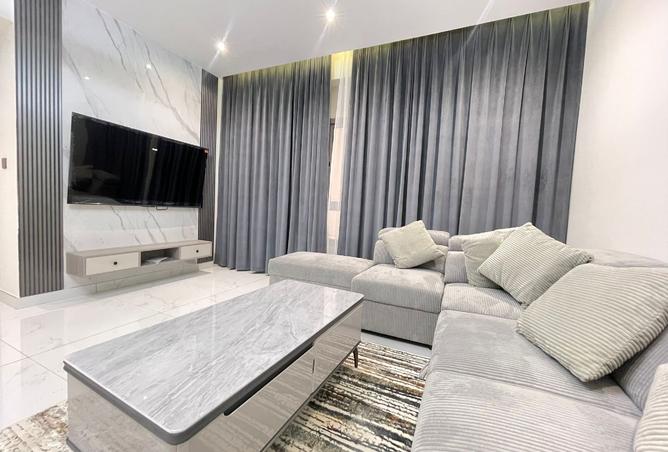 974780 - Property Image 2