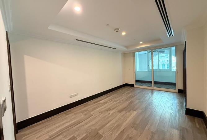 974151 - Property Image 2